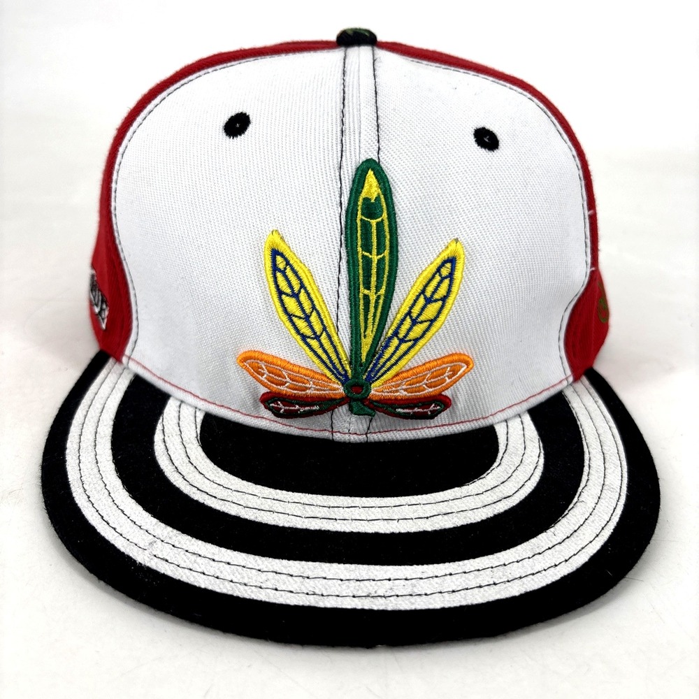 Grassroots California Chicago Blackhawks NHL SnapBack Cap Hat Red/Black L/XL